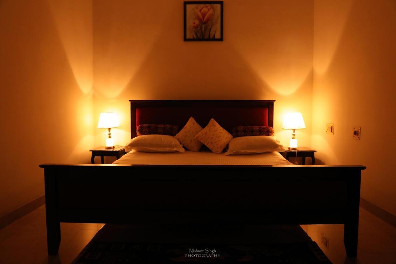 Tattva Luxurious *